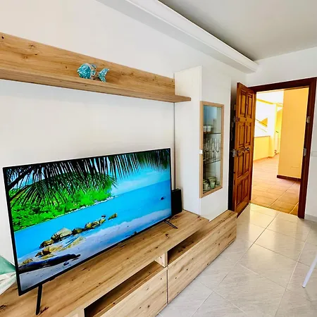 Bonito Con Piscina A 50 Metros De La Playa! Port de Pollenca