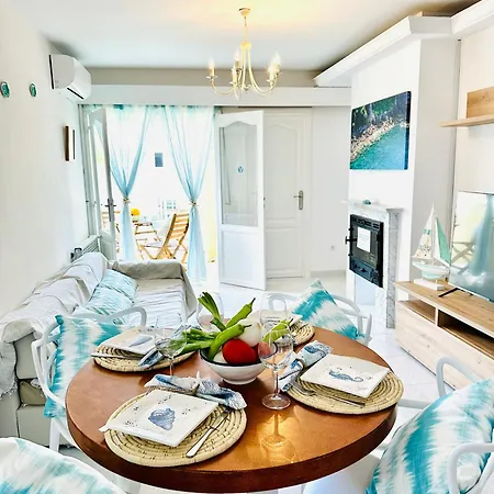 Apartmán Bonito Con Piscina A 50 Metros De La Playa! *